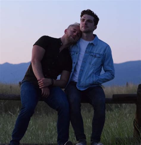 is johnny link gay